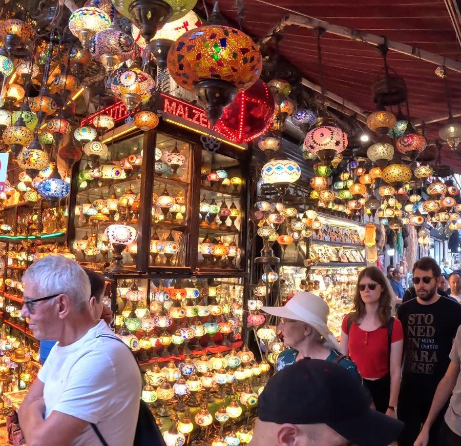 3 Hasırcılar street next to Spice Bazaar in Istanbul